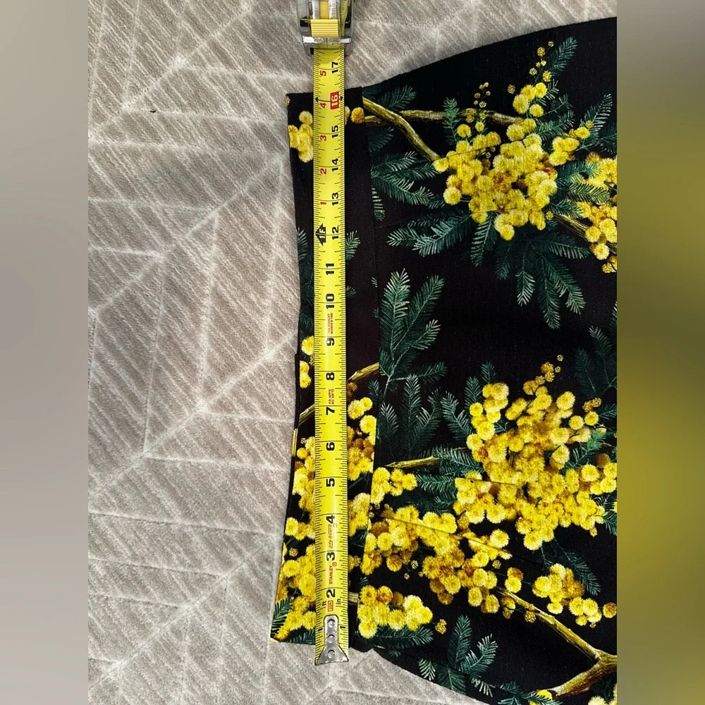 Dolce & Gabbana Black & Yellow Floral Acacia Mimosa Print Crepe Skirt size 46 L - Picture 7 of 12